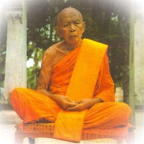 Look Om Pong Prai Kumarn Luang Phu Tim Wat .